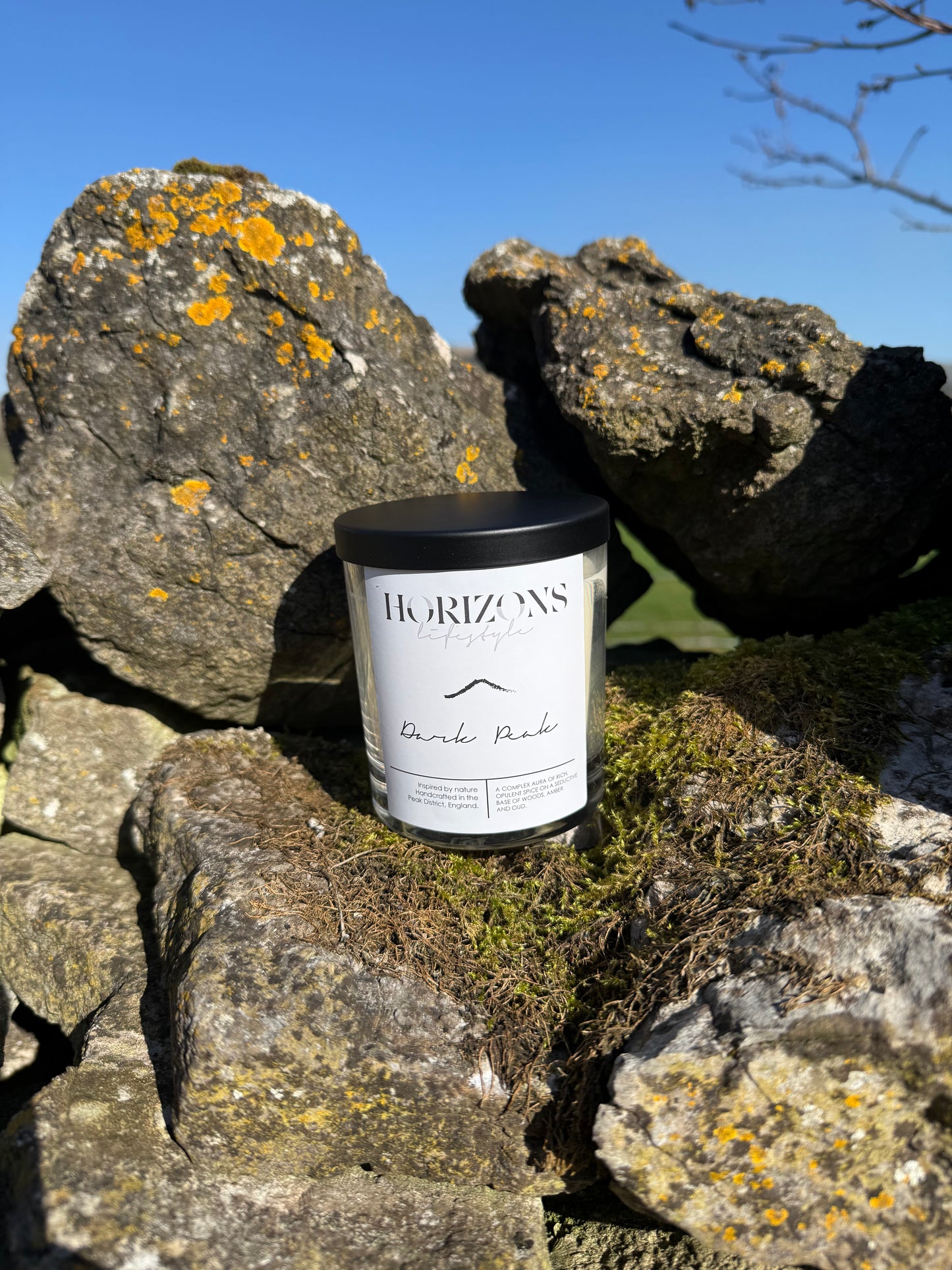 Dark peak single wick candle