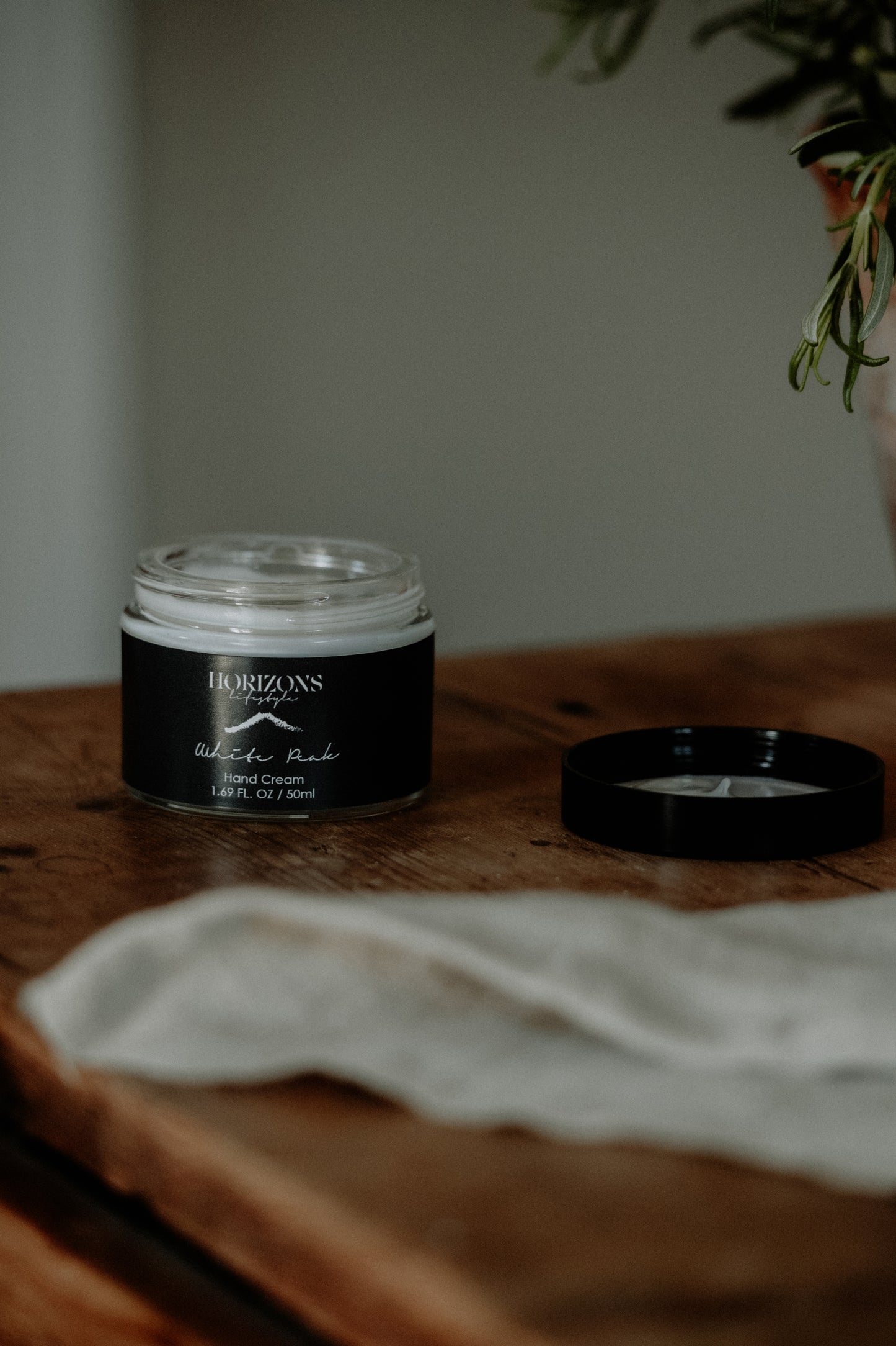 White Peak Hand Cream