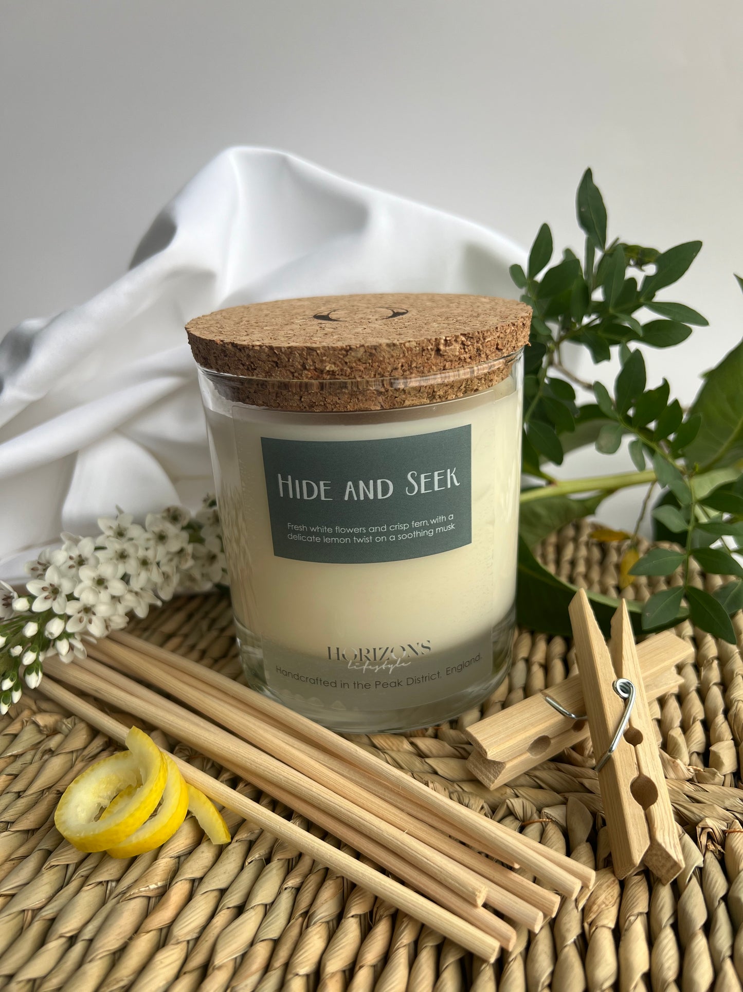 Capsule collection Hide & Seek soy wax candle